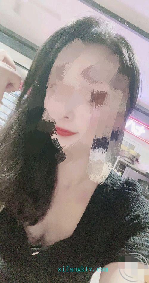 结婚七年的妻子出轨离婚后做了色情主播